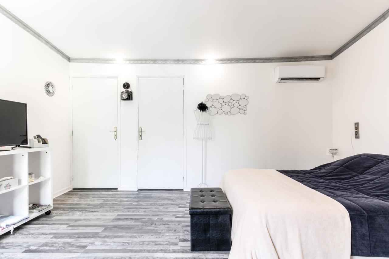 Domaine Mon Doux Reve Bed & Breakfast Terrasson-Lavilledieu Exterior photo